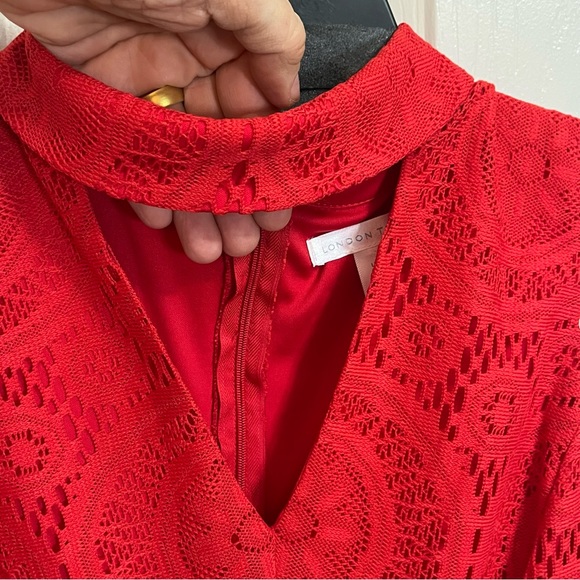 Sleeveless V Neck Lace Fit & Flare Dress W. Mock collar cocktail evening size 10 - Picture 6 of 7